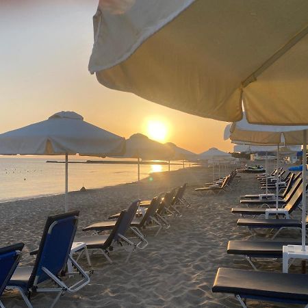Mikes On The Beach 헐소니소스 외부 사진