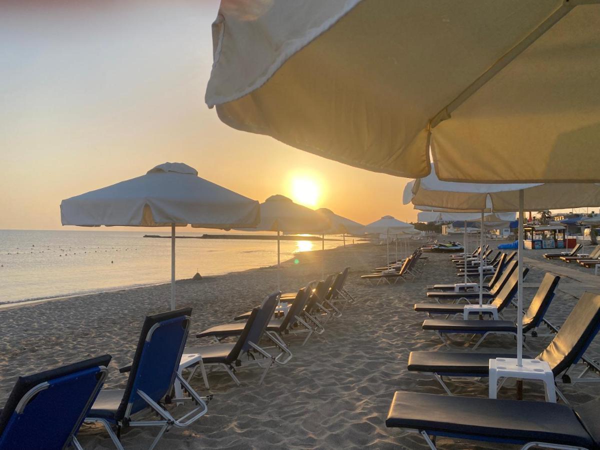 Mikes On The Beach 헐소니소스 외부 사진